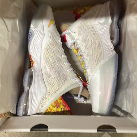 Nike Lebron XIX low - Picture 8 of 9